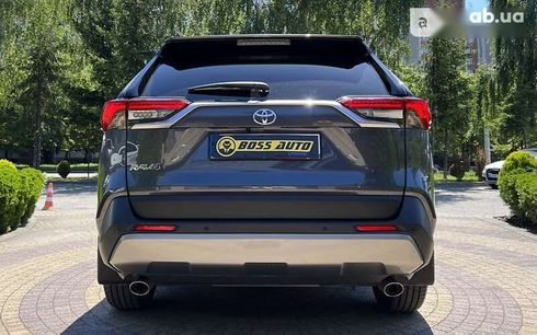 Toyota RAV4 2022 - фото 6