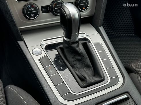 Volkswagen Passat 2015 черный - фото 101