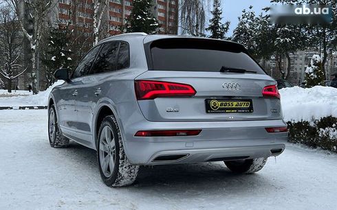 Audi Q5 2017 - фото 6