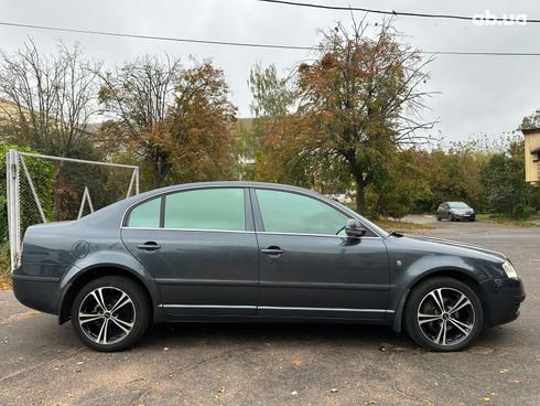 Skoda Superb 2006 серый - фото 7