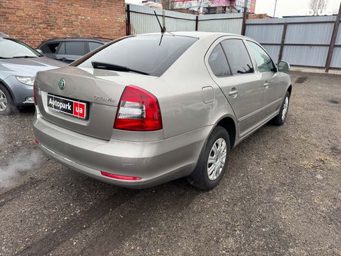 Skoda octavia a5 2011 бежевый - фото 7