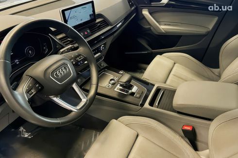 Audi Q5 2019 белый - фото 10