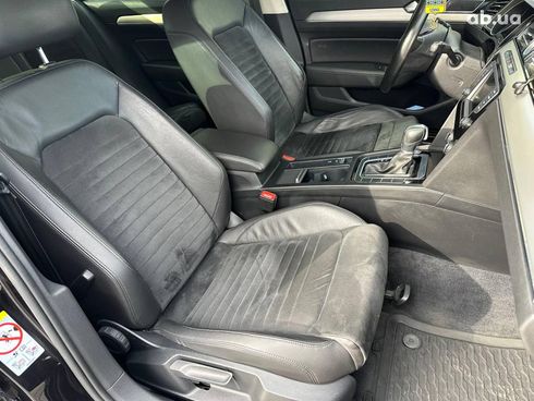 Volkswagen Passat 2017 черный - фото 23