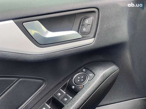 Ford Focus 2019 - фото 29