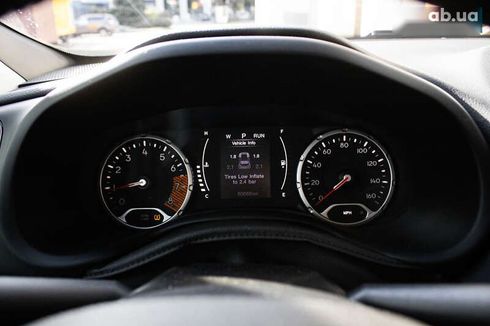 Jeep Renegade 2019 - фото 18