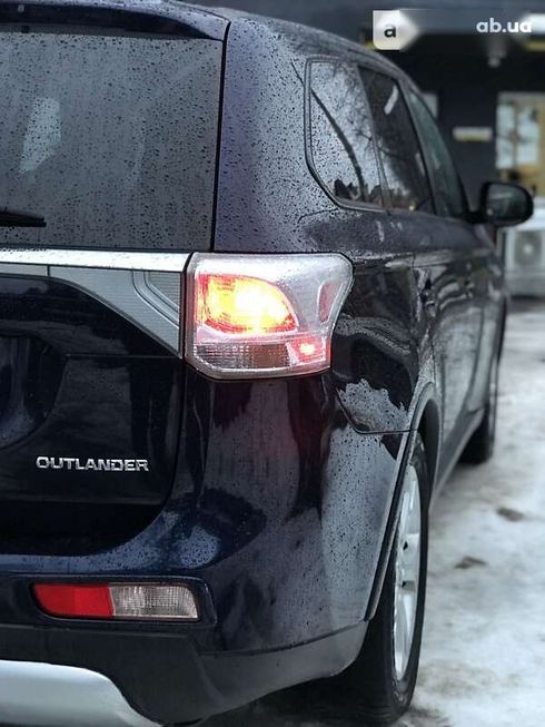 Mitsubishi Outlander 2014 - фото 18