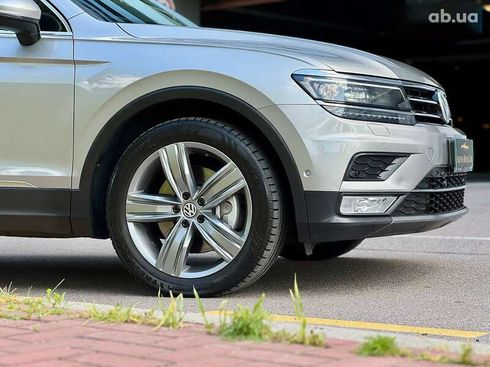 Volkswagen Tiguan 2017 - фото 11