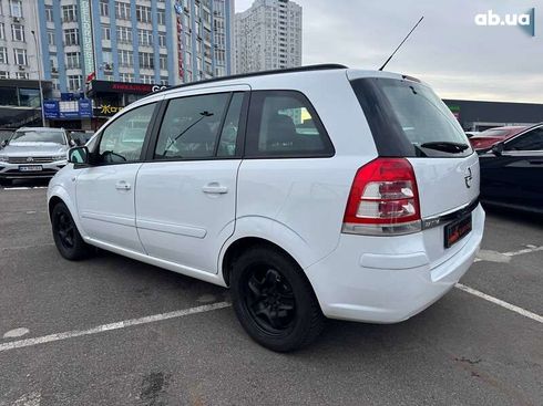 Opel Zafira 2013 - фото 7