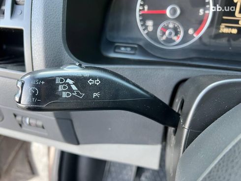 Volkswagen Transporter 2014 коричневый - фото 27