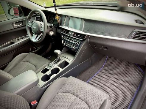 Kia Optima 2019 - фото 12