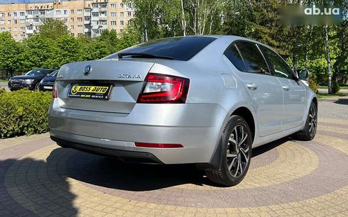 Skoda Octavia 2017 - фото 7