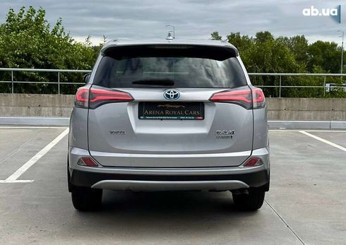 Toyota RAV4 2016 - фото 13