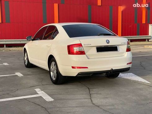 Skoda Octavia 2015 - фото 10