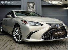 Продажа б/у Lexus ES 2019 года во Львове - купить на Автобазаре