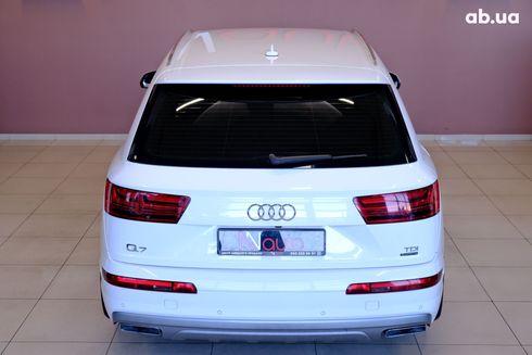Audi Q7 2016 белый - фото 6
