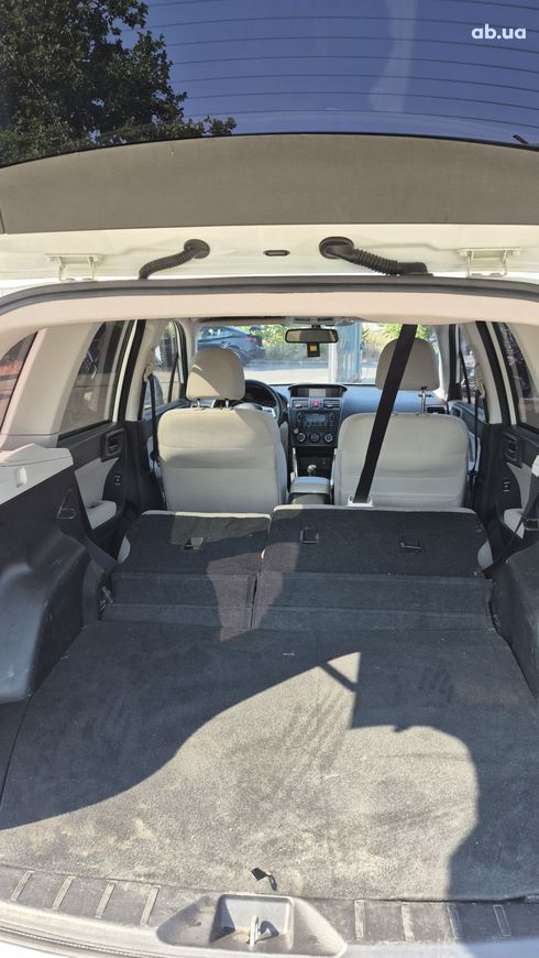 Subaru Forester 2014 белый - фото 18