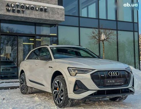 Audi E-Tron 2021 - фото 5