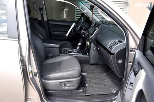 Toyota Land Cruiser Prado 2018 - фото 26