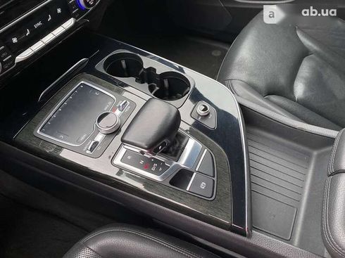 Audi Q7 2017 - фото 19