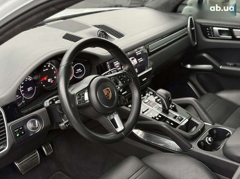 Porsche Cayenne 2018 - фото 19