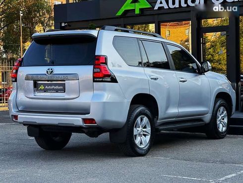 Toyota Land Cruiser Prado 2020 - фото 15
