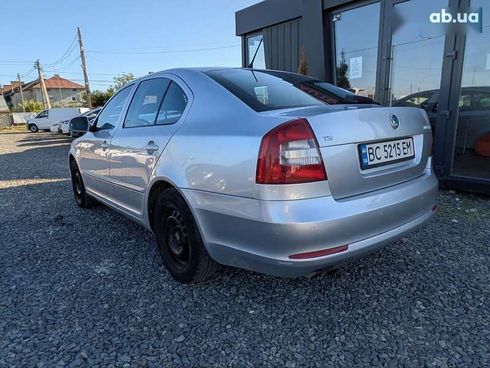 Skoda Octavia 2011 - фото 6