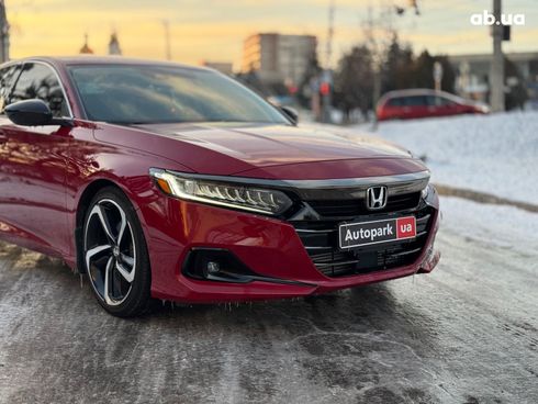 Honda Accord 2021 красный - фото 4