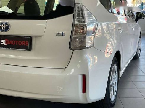 Toyota Prius 2012 - фото 10
