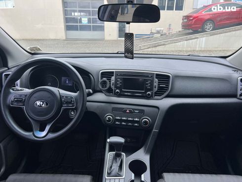 Kia Sportage 2018 серый - фото 19