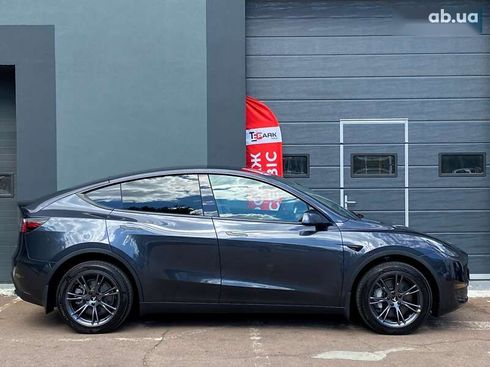 Tesla Model Y 2024 - фото 11