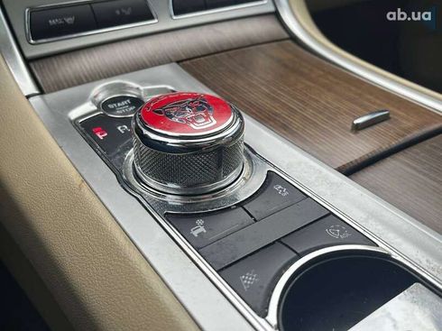 Jaguar XF 2014 - фото 22