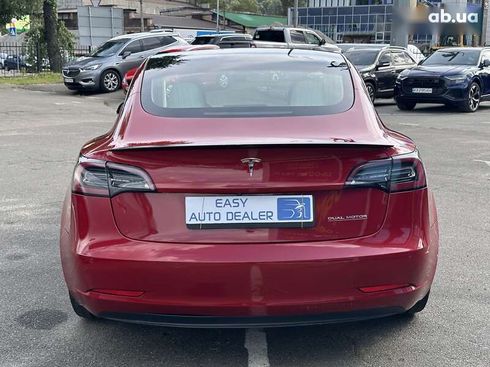 Tesla Model 3 2019 - фото 5