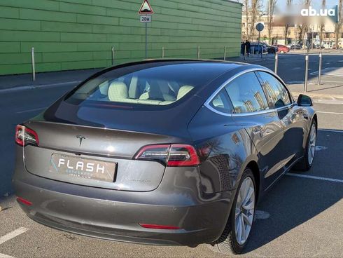 Tesla Model 3 2019 - фото 7