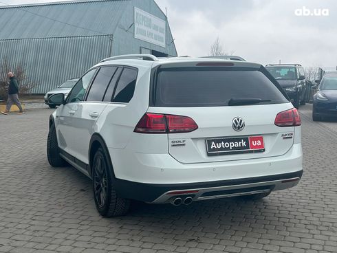 Volkswagen Golf 2016 белый - фото 9