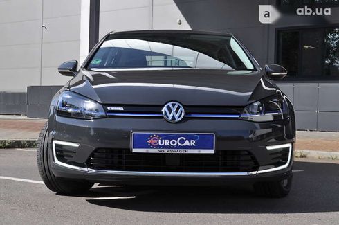 Volkswagen e-Golf 2020 - фото 3