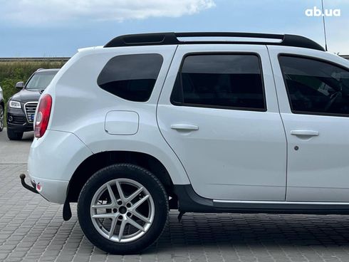 Renault Duster 2010 белый - фото 8