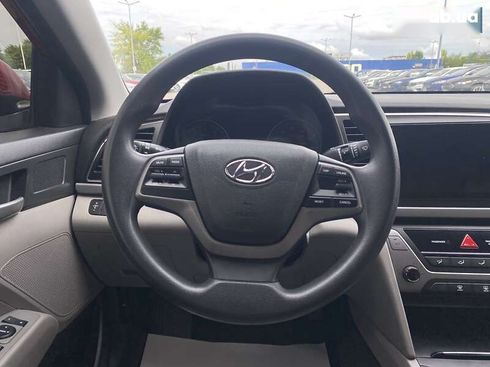 Hyundai Elantra 2016 - фото 17