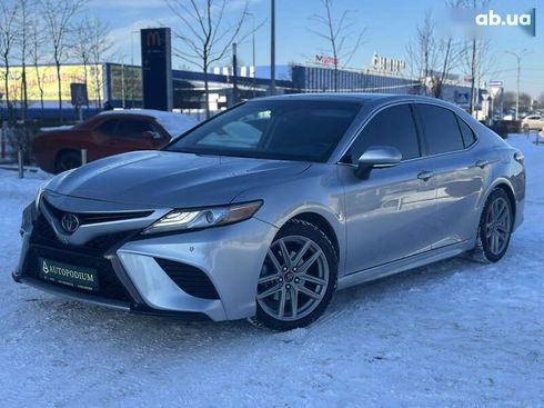 Toyota Camry 2018 - фото 3