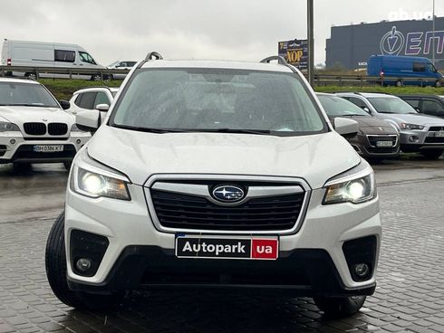 Subaru Forester 2018 белый - фото 39