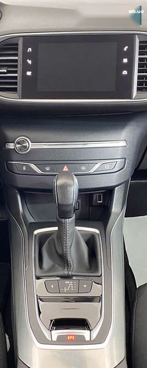 Peugeot 308 2019 - фото 20