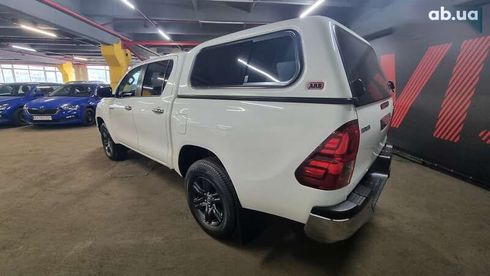 Toyota Hilux 2022 - фото 4