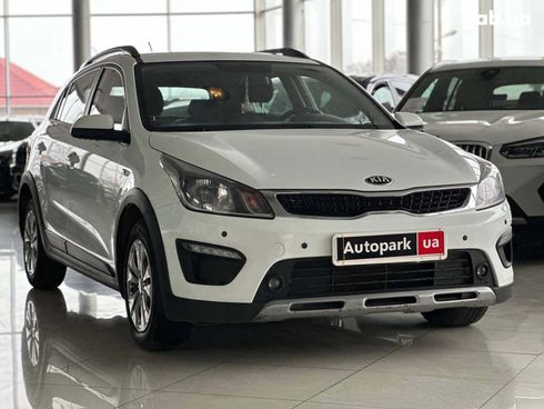 Kia Rio 2018 белый - фото 3