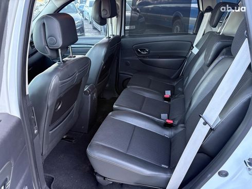 Renault Scenic 2012 белый - фото 44