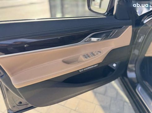 BMW 7 серия 2016 - фото 25