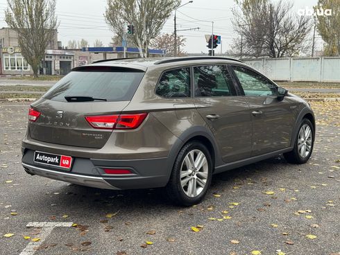SEAT Leon 2016 коричневый - фото 5