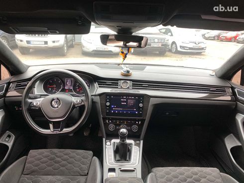 Volkswagen passat b8 2017 серый - фото 29