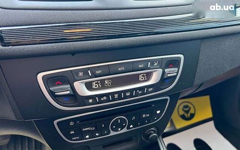 Renault Megane 2011 - фото 15