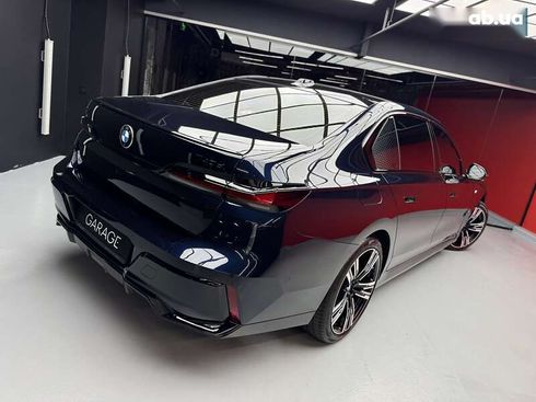 BMW 7 серия 2023 - фото 21