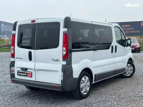 Renault Trafic 2009 белый - фото 8