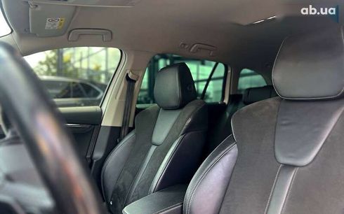 Skoda Octavia 2020 - фото 12